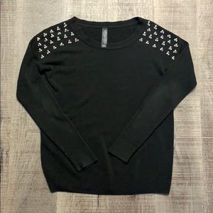 Pretty Little Liars • Black Aeropostale Sweater